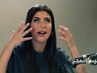 I like all kinds of sex, the harder the better