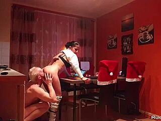 He interrupted the cleaning to engage in kitchen sex