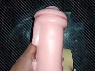 Trio with kissy and dolly, from pussy to tits, drains me dry! 😍💦