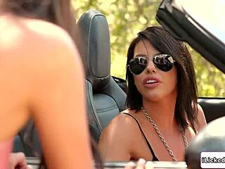 lesbian celebrity dominates fans with facesitting and squirting