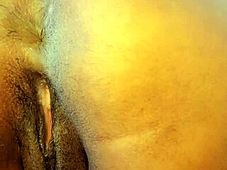 I love it when he licks and sucks my Cuzinho without any hassle