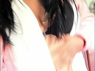 Beautiful woman seeks big penis husband!