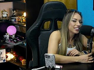 ruan caiu de boca na buceta da bianca demarchi no podcast ela gemeu muito de tesão - podcast pópum no barraco