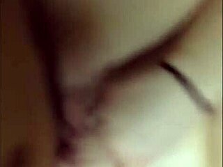 Wow, squirting teen 18+ reaches orgasm in homemade shag!