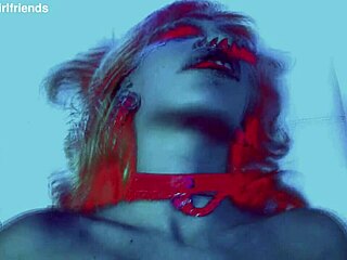 pierced hottie venus rivers spreads her legs for a creampie 😍