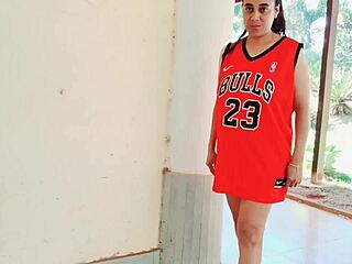 she didn't want to fuck, but i convinced her with touches!