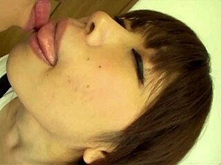 Asian teen pussy fucking