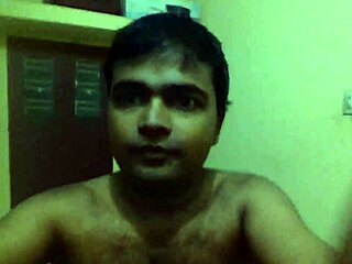 mayanmandev showing off her shaved look