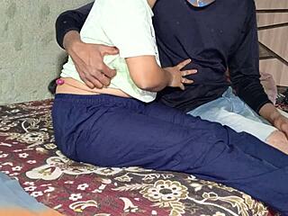 Hindi couple's intimate bath moment turns steamy