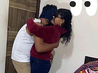 Le dejo el culo lleno de leche a esta zorra colegiada, ¡qué rico!