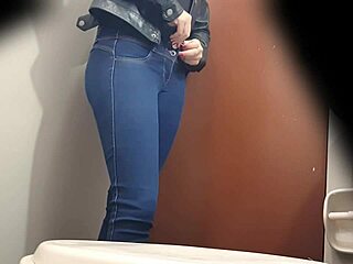 Spy camera in the bathroom of my stepsister from Argentina peeing