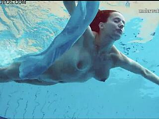 oh my god, piyavka chehova's big bouncy juicy tits look amazing underwater!