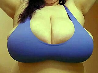 Huge Titty Sarah Shows Off Her Big Tits