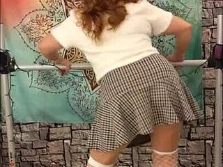 Hotwife Steffi Shakes Her Booty Intensely