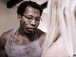 Blind patient gets blowjob and pussy fuck from new doctor