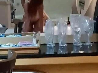 socou forte na buceta de quatro!