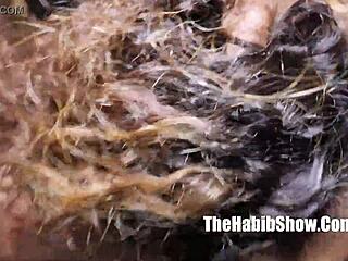 Rome Major Goddess Intensely Performs with Mila McLaren