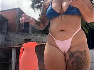 i flash my big pussy all day for the bricklayer, teasing him constantly