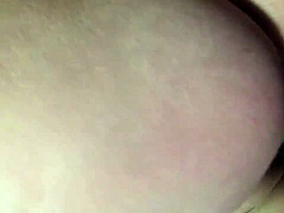 this babe is fingering her pussy and anal gaping