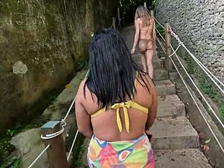 Priscila And Nicoly Have Quickie Public Sex On Beach