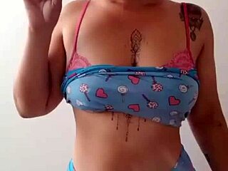 The delight of sucking a man like a whore in exhibitionist flashing