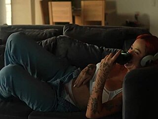 Finding my Latina roommie in virtual sex, I seduce her in heels and lingerie for interracial fucking