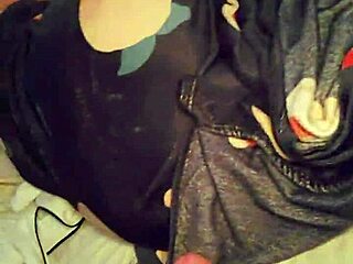 Depraved Stepfather’s Morning Creampie to Stepdaughter Before School