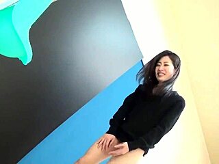 The girl decided to try herself in the role of a cute piss artist