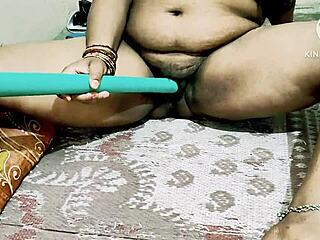 Desi moms friend got fucked in ass with Hindi audio