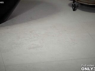 only3x brings anal time for milfs in episode 11.