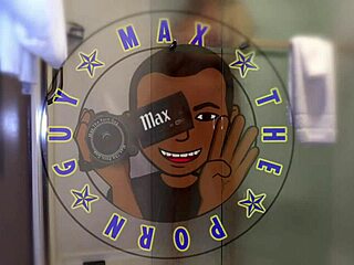 i shows off her big tits n ass while she blows me sloppy