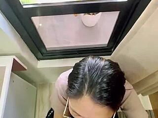 Cewek from Indonesia is cheating on her boss for money