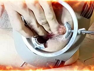 Exploring wild stretching methods with a glutton for huge anal gaping