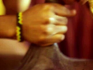 ebony milf sucking and licking in lesbian massage 😍