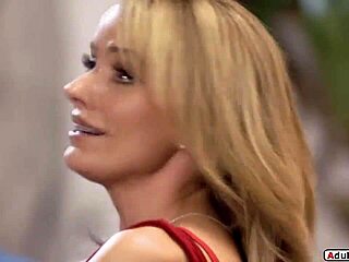Big tits stepmom with huge boobs and big ass gets fucked hard