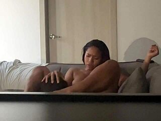 amateur couple enjoys sensual licking and orgasm in homemade setting