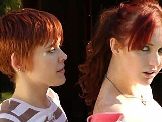 Redhead lesbosexxx friends