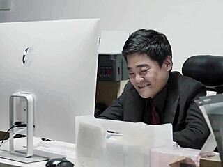 Hey, wanna serve with this Asian secretary?