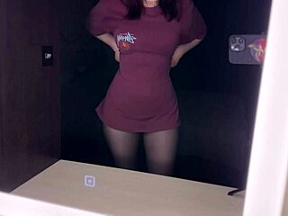 brunette babe asks her man to impregnate her in front of the mirror