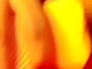 Garota Gostosa E Magra Do Tinder Depois De Alguns Drinks Acaba Montando No Meu Pau Até Destruí-Lo Com Seus Peitos Ricos