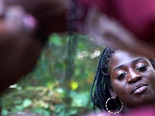 Black beauties in hot threesome action
