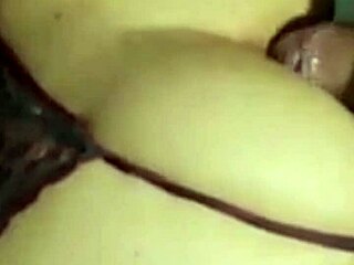 mature woman offers ass to online stranger after gift