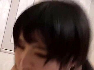 Asian teens caught wild in public action