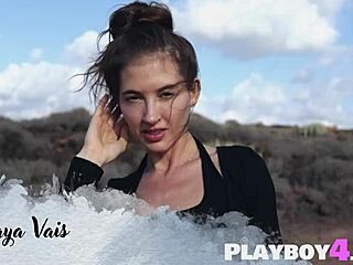 Petite Milf Babe Exposing Her Stunning Body Outdoors