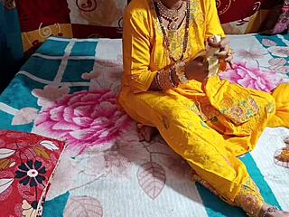 Indian bridal bhabhi’s steamy blowjob action in Hindi