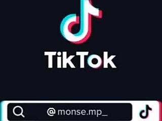 Hey! Caught a Stunning Argentinian Beauty on the Street!