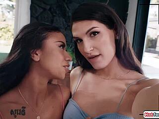 Deep throat blowjob and pussy fuck with Latin beauty Zariah Arau