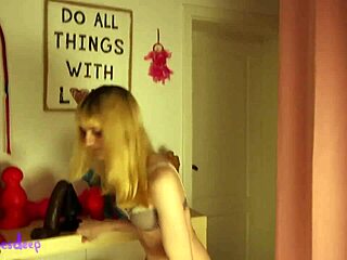 Prolapse lovers ichi with blonde ass gaping from anal toys and dildo fucking