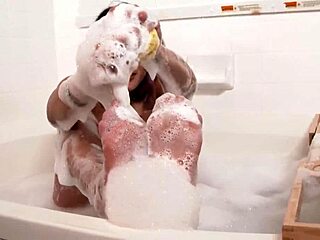 Shower sex - getting dirty while taking a shower