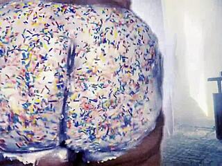 Jaidyn Venus Spreads Huge BBW Ass for Worship